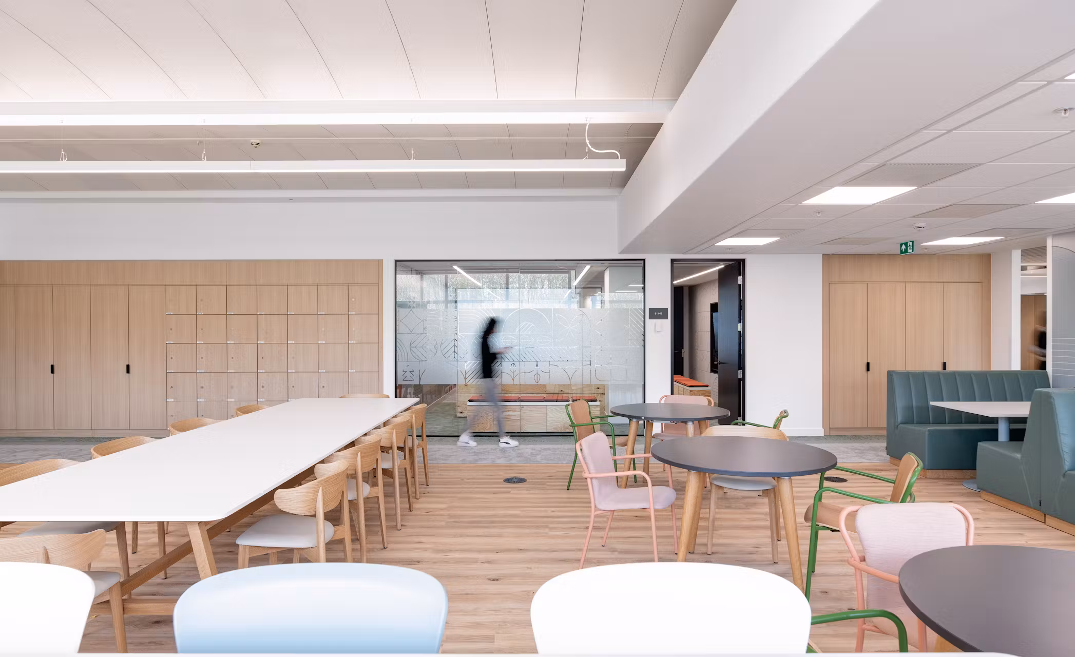 40t3KREX-Aegon-11-highres-sRGB