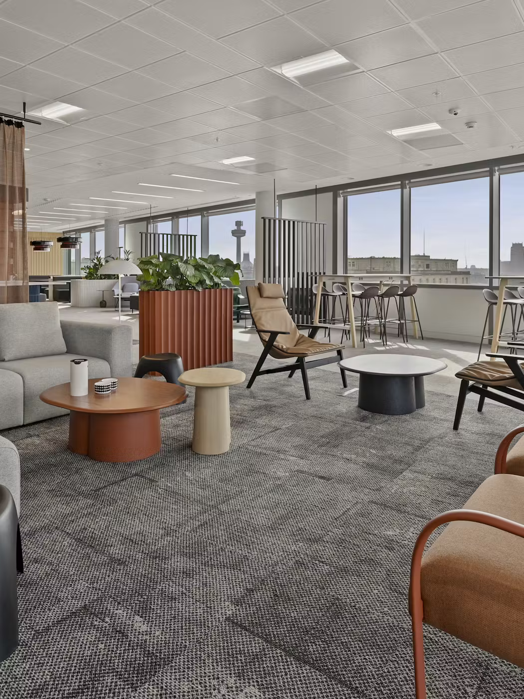 9HwISLMq-MUFG-Liverpool-49-1