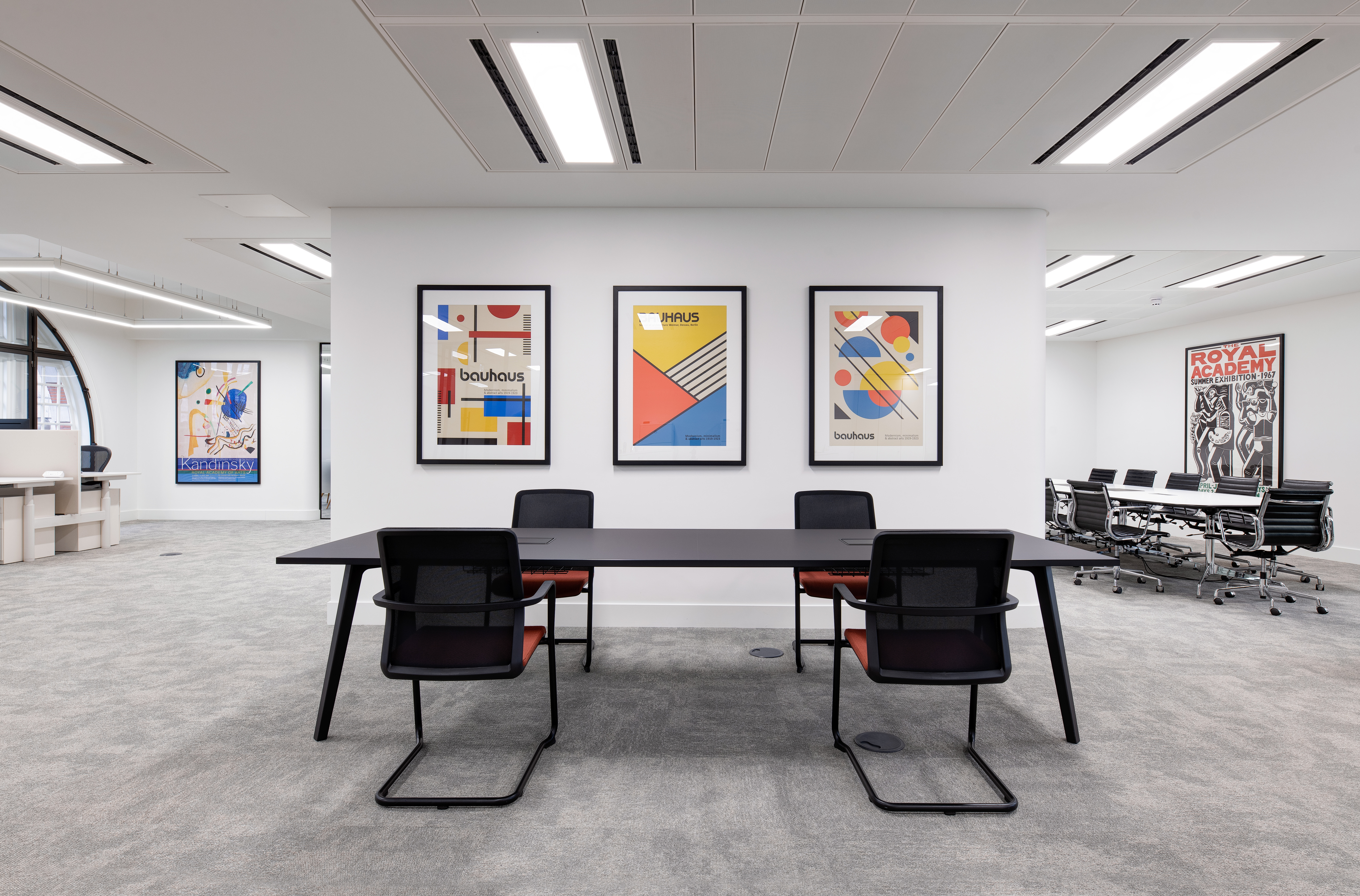 Alcuin Capital 05 highres sRGB
