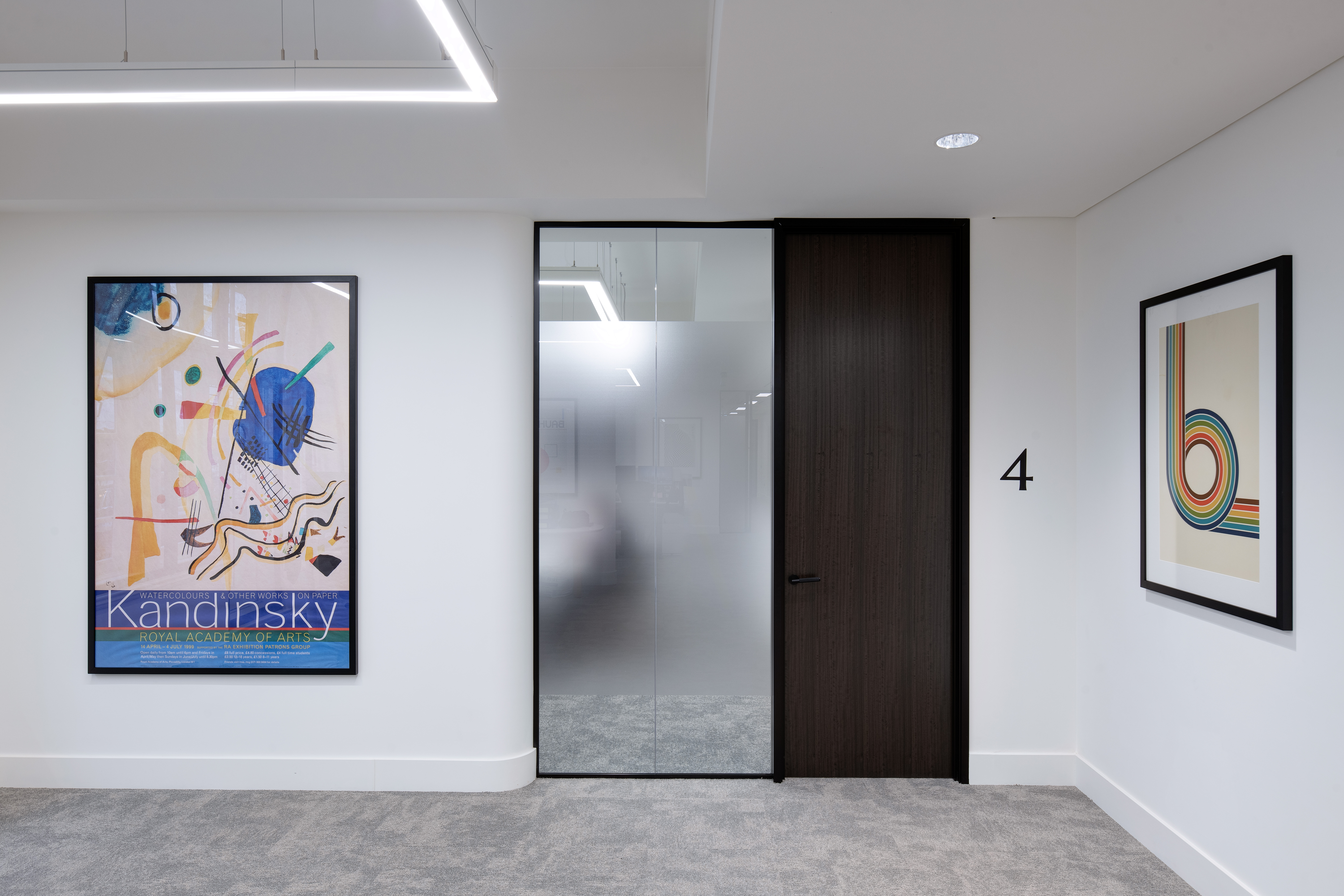 Alcuin Capital 09 highres sRGB