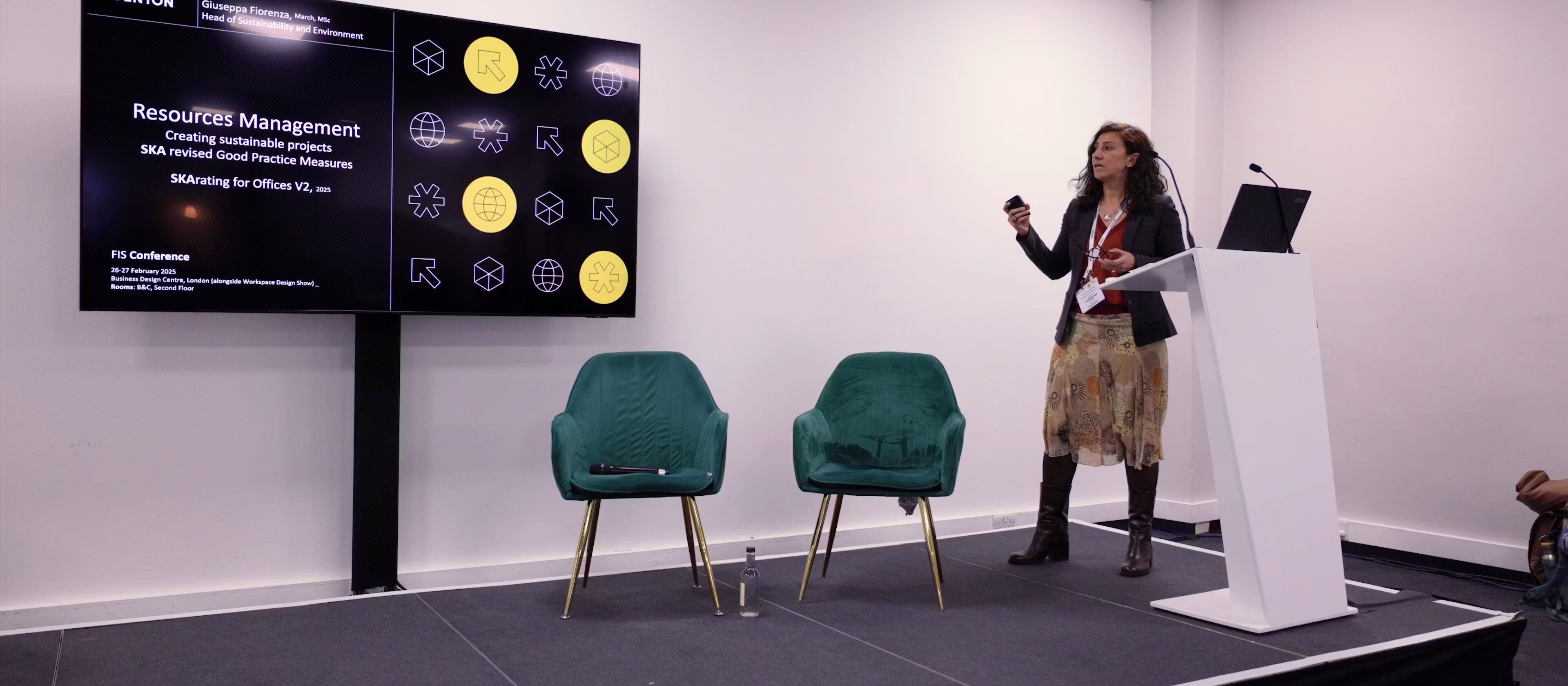 ArZxUisE-Workspace-Design-Show-2025_Giuseppa-Talk_Thumbnail (1)