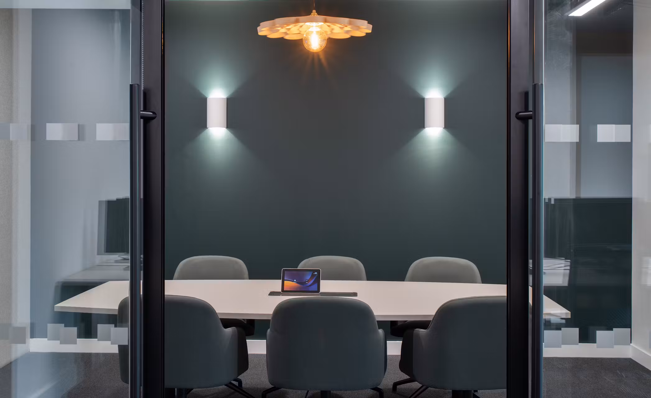 Brita-16-highres-sRGB