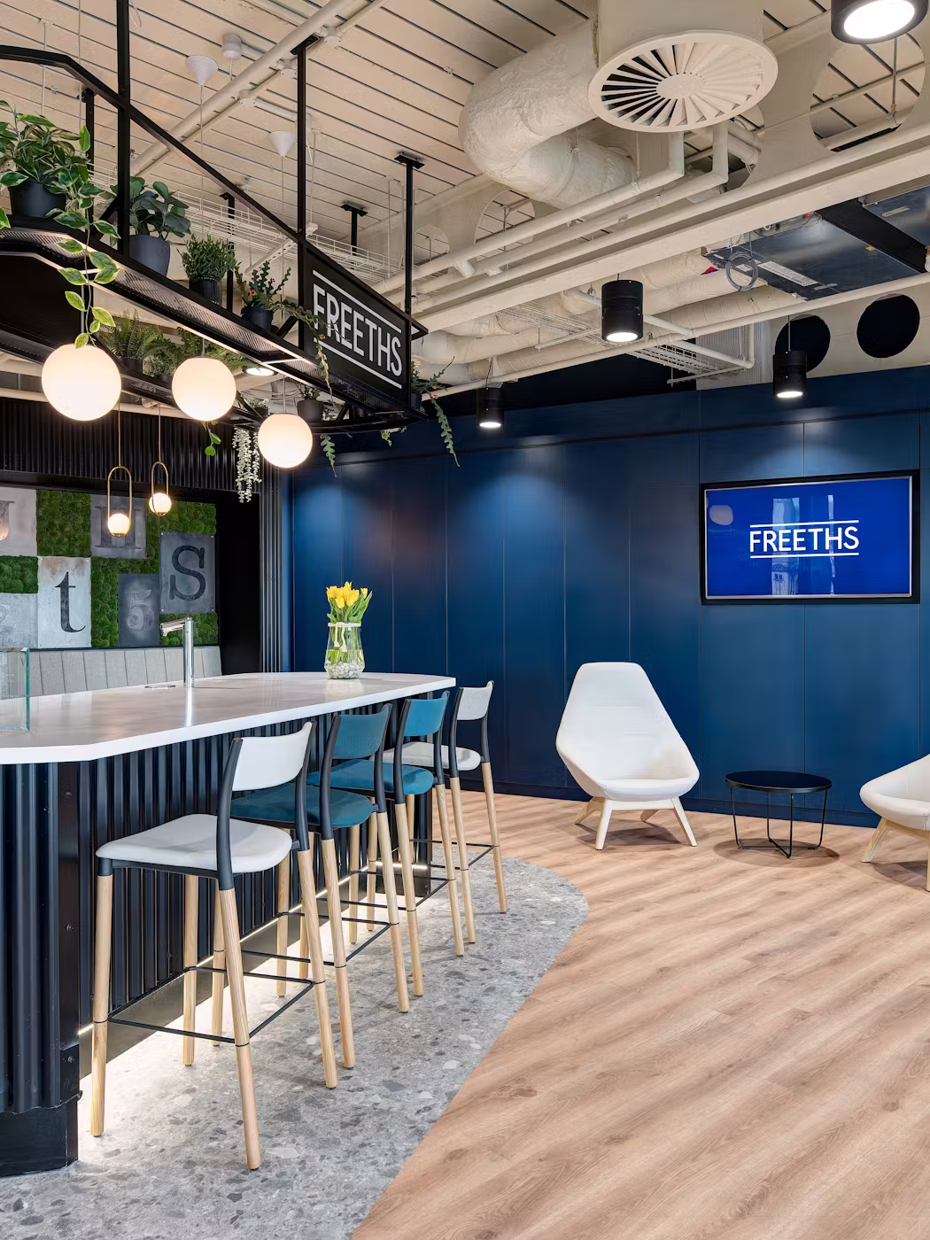 Freeth-03-highres-sRGB