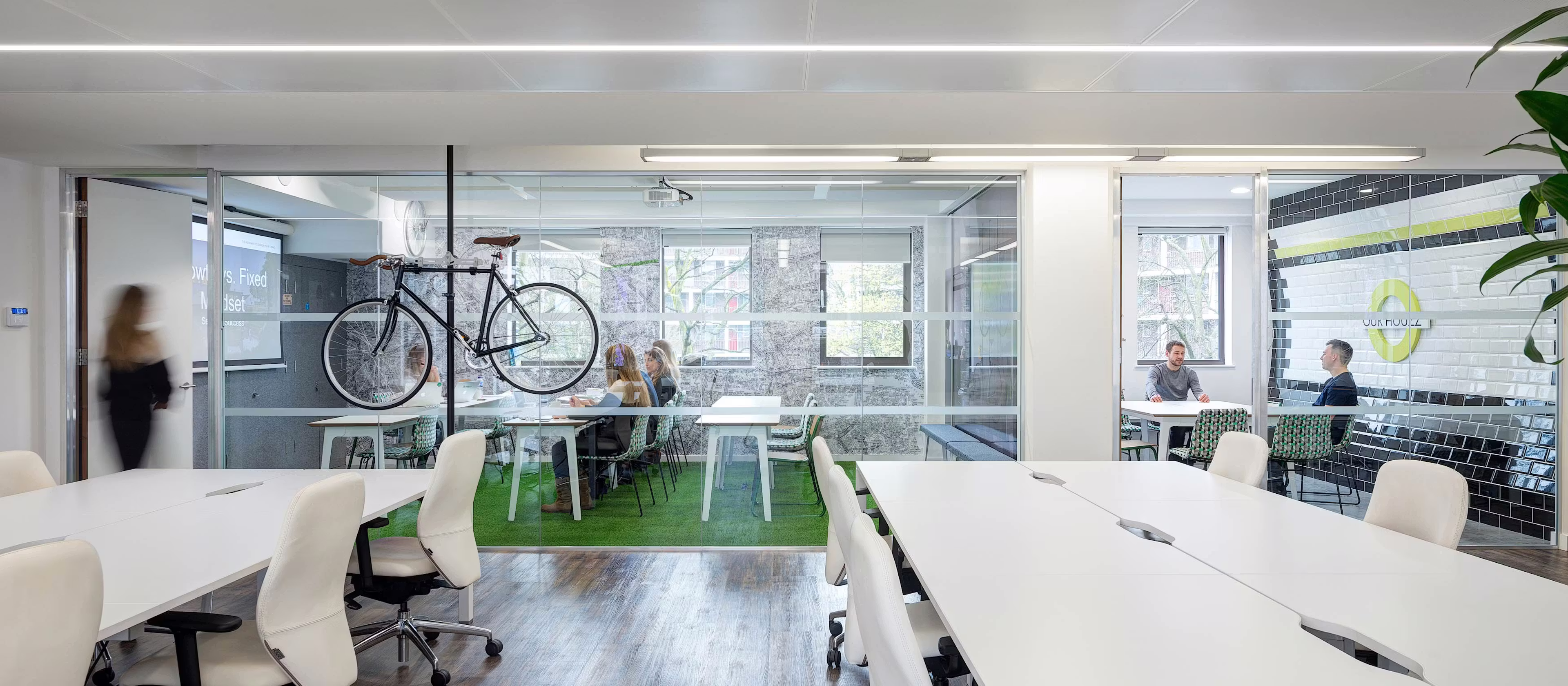 Houzz-10-highres-sRGB