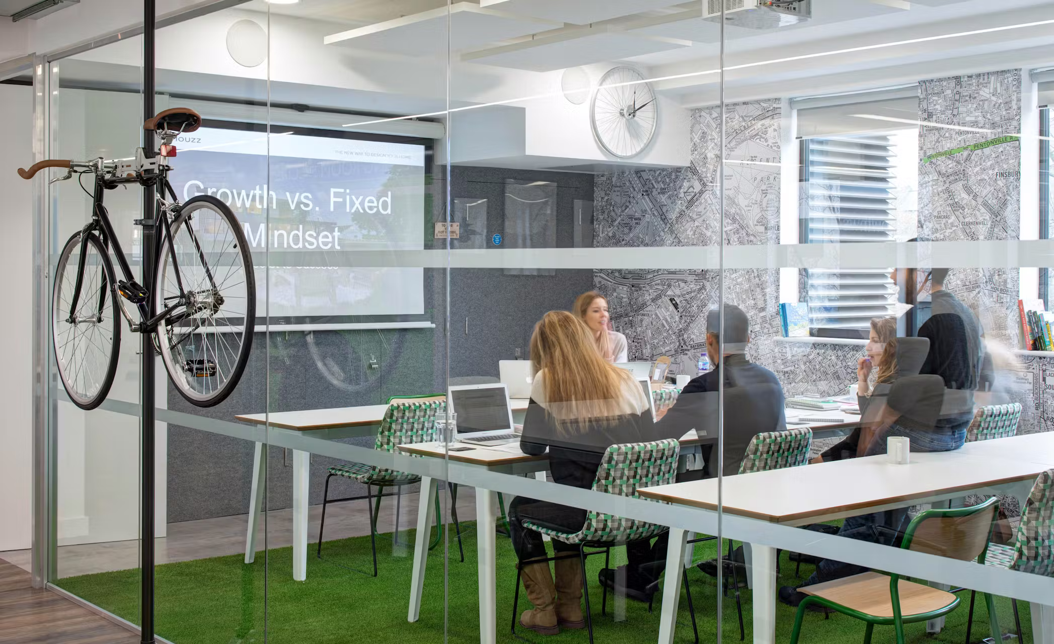 Houzz-11-highres-sRGB