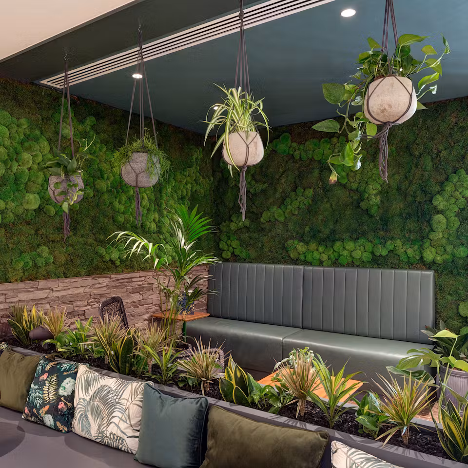 InterSystems-Windsor-08-highres-sRGB-scaled