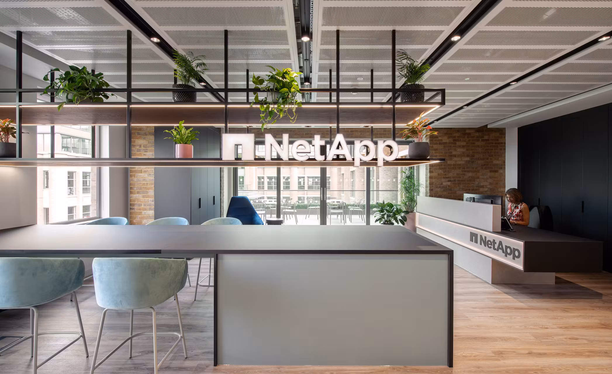 PD7j1eup-Net-App-02-highres-sRGB