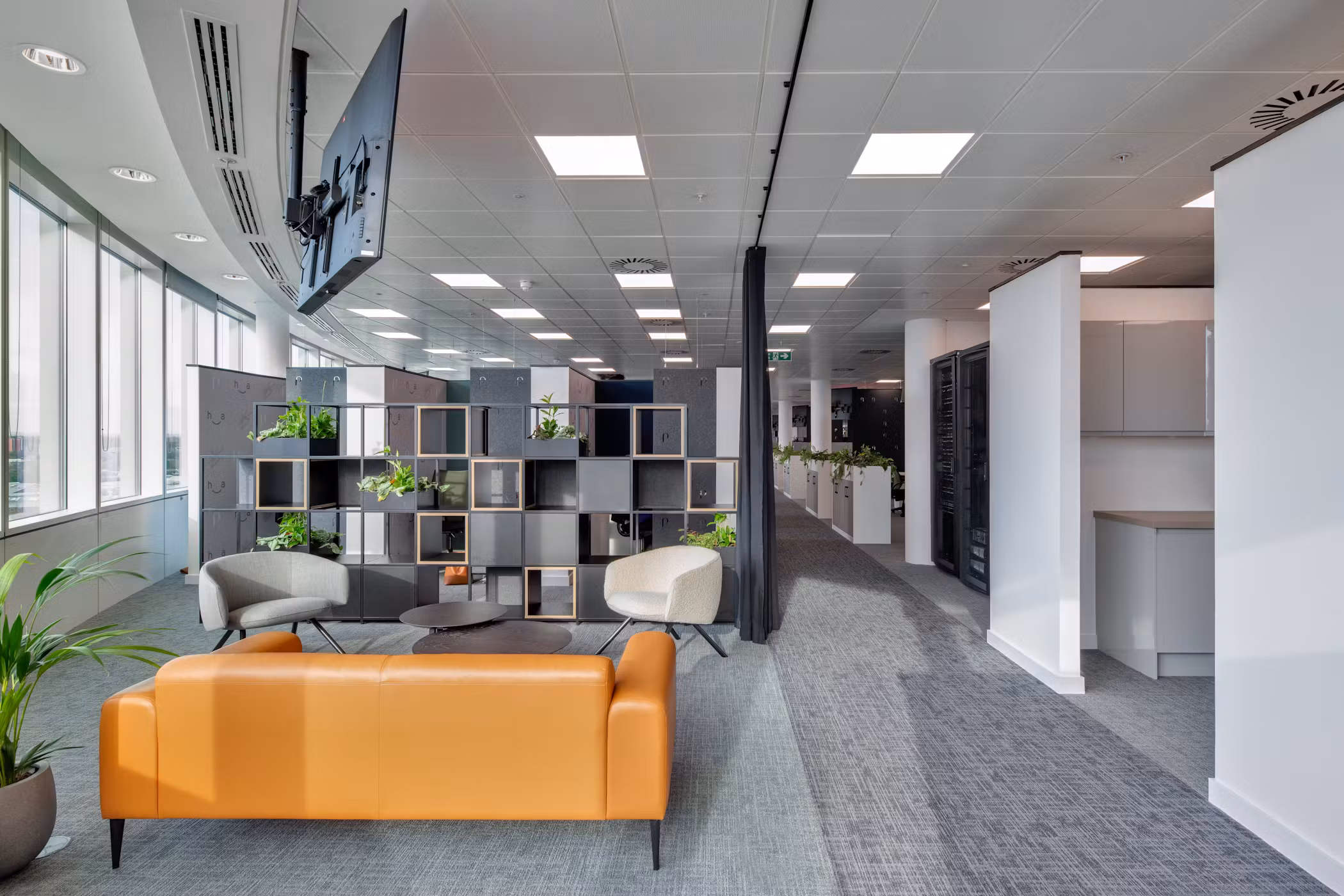 Peninsula-21-highres-sRGB