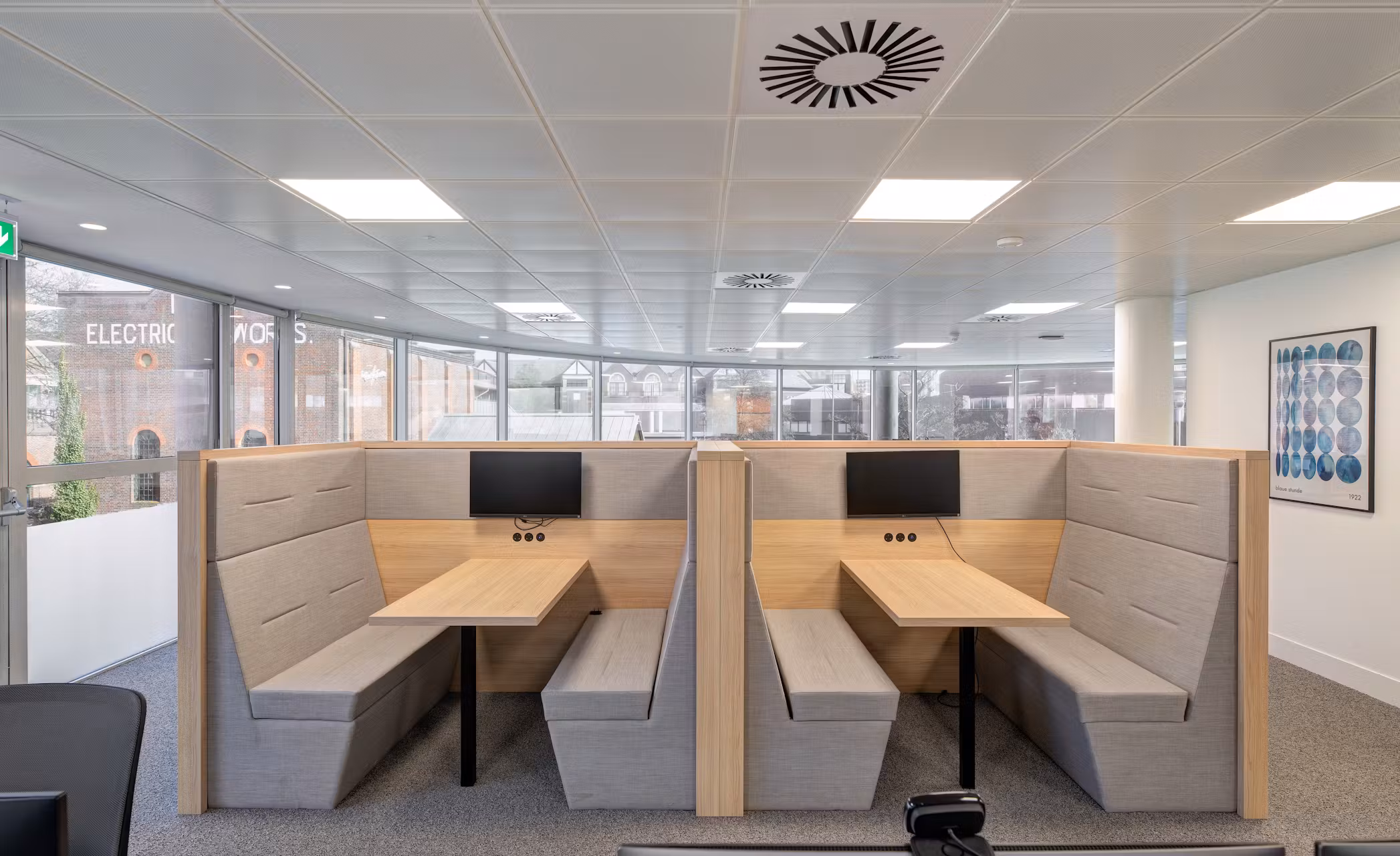 Stevens-Bolton-32-highres-sRGB