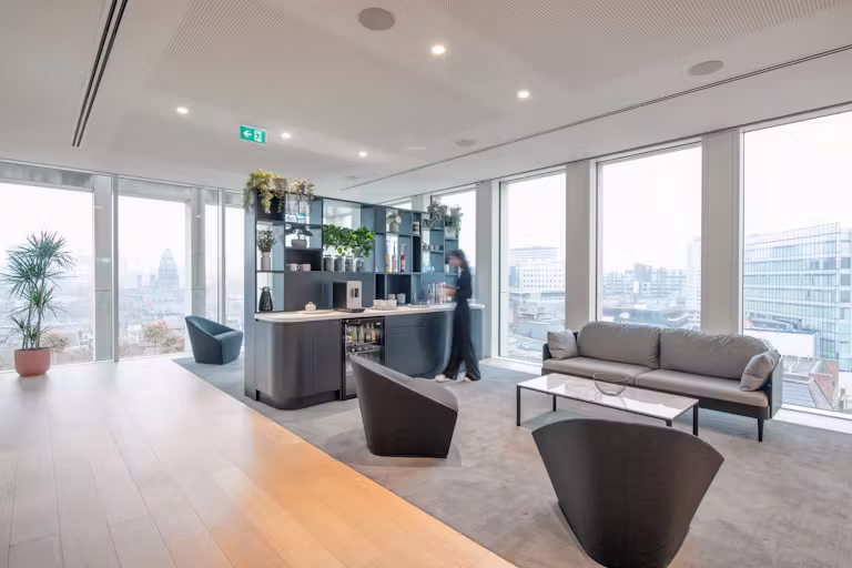 U07OXyYG-Freeths-04-highres-Jpg-1