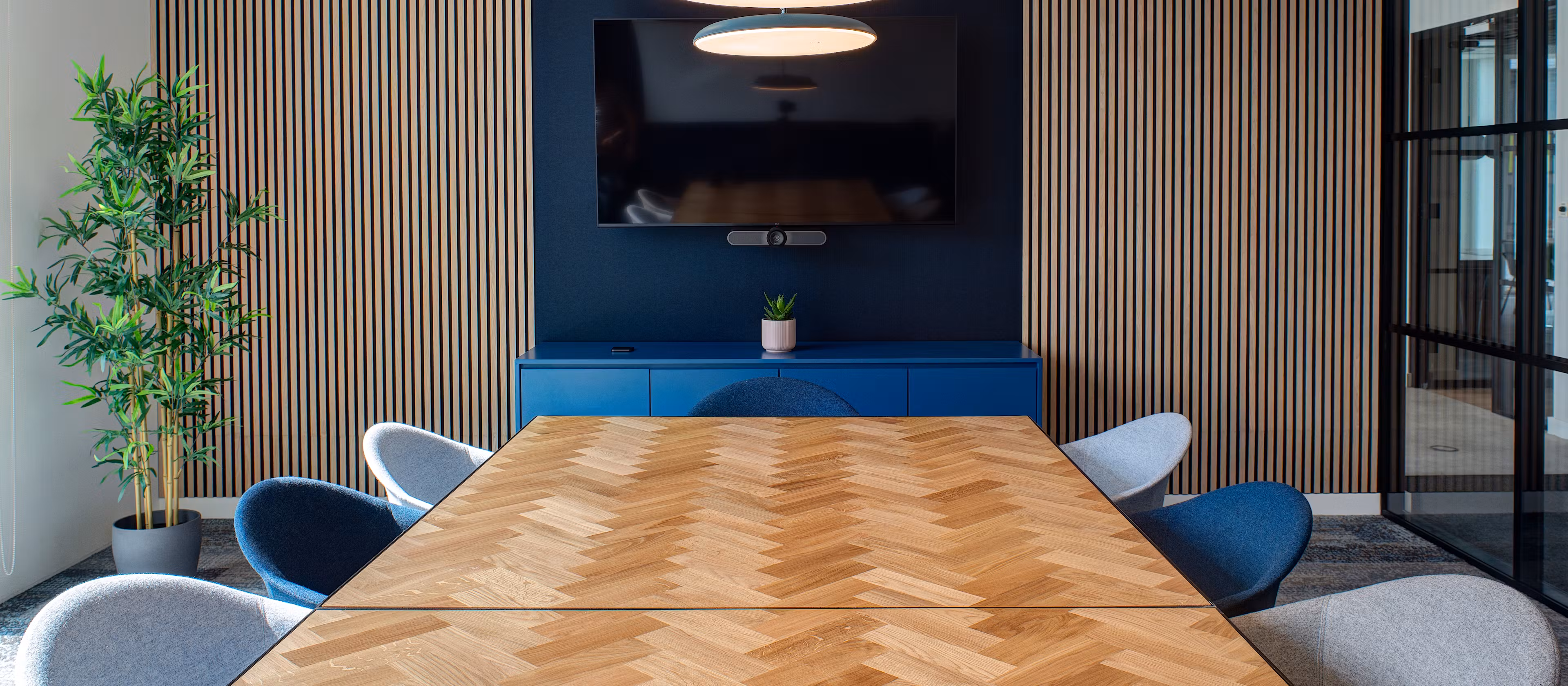 Freeth-13-highres-sRGB