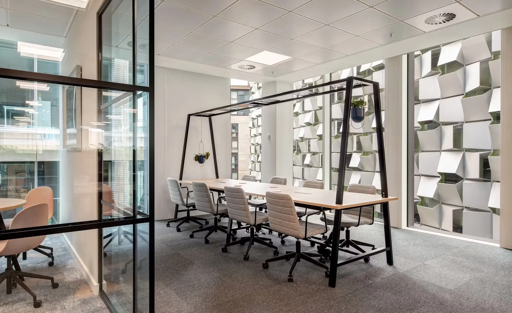 Freeth-11-highres-sRGB