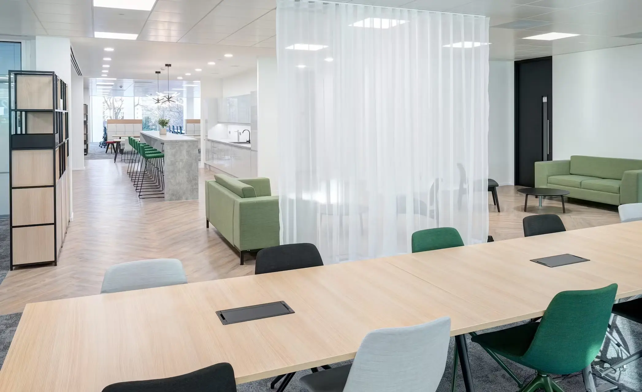 Schroders-16-highres-sRGB-scaled