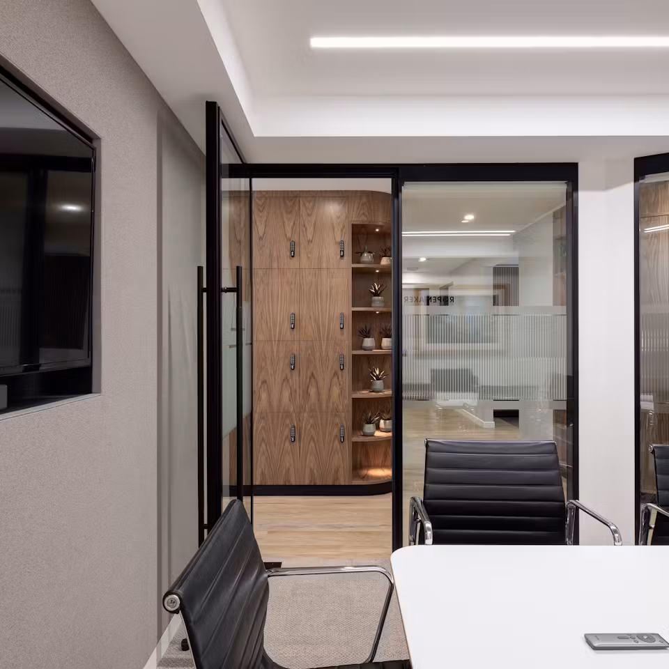 Evergreen-10-highres-sRGB