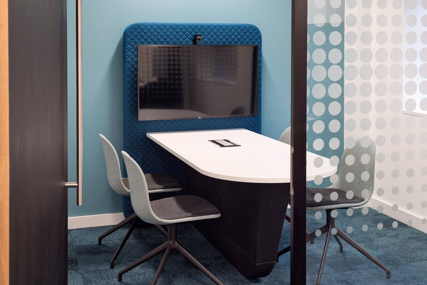 ISIO-Birmingham-09-highres-sRGB-scaled