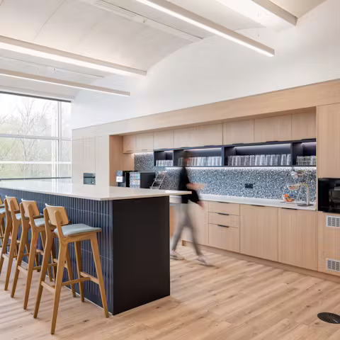 psrschuQ-Aegon-10-highres-sRGB-1